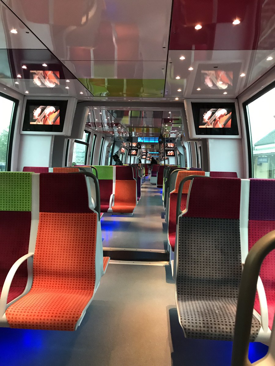 batesy_uk's tweet photo. France's answer to @TPExpressTrains https://t.co/RcAqrHnSrE