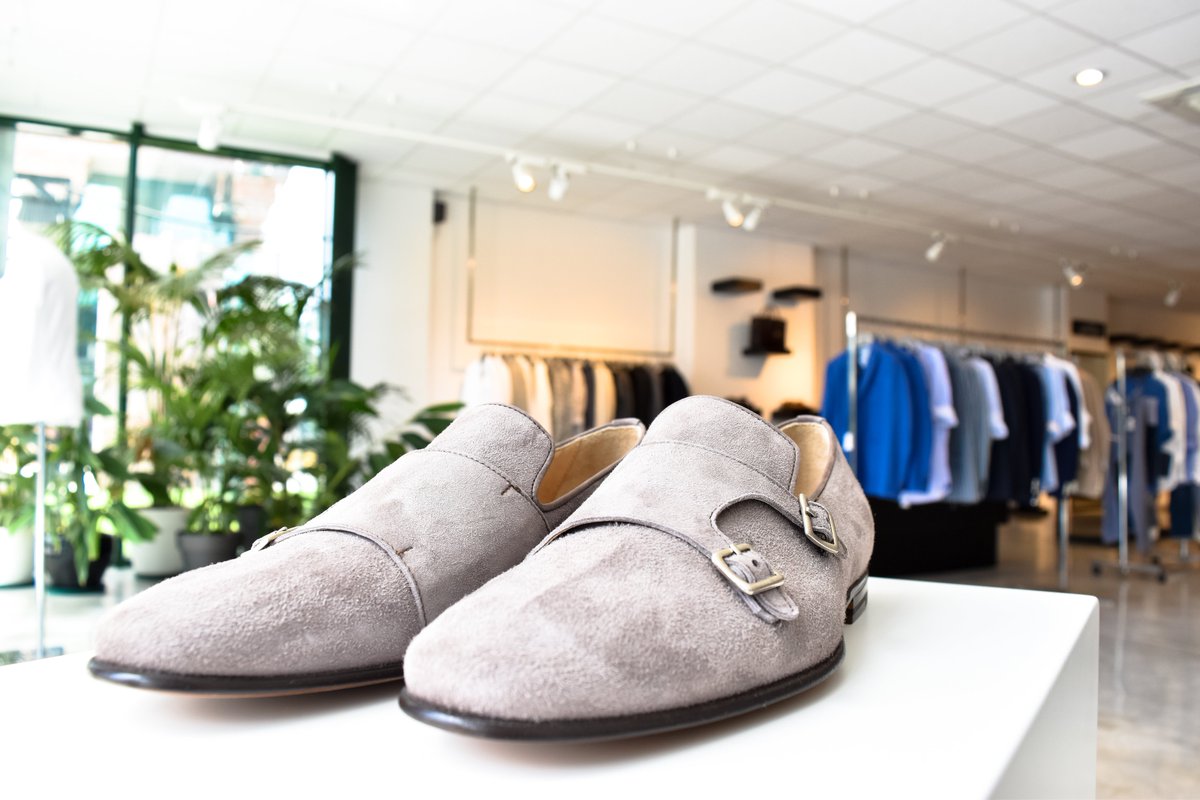 LuigiSpago's tweet photo. Last week of SUMMER SALES . Up to 50% Discount . Don´t miss it !!! ... https://t.co/yDnXqclYqX