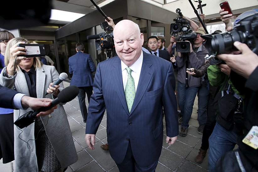 #MikeDuffy suing #Senate, government for $8 million:   bit.ly/2iw8KAl  #cdnpoli https://t.co/jFcs5UXE6b