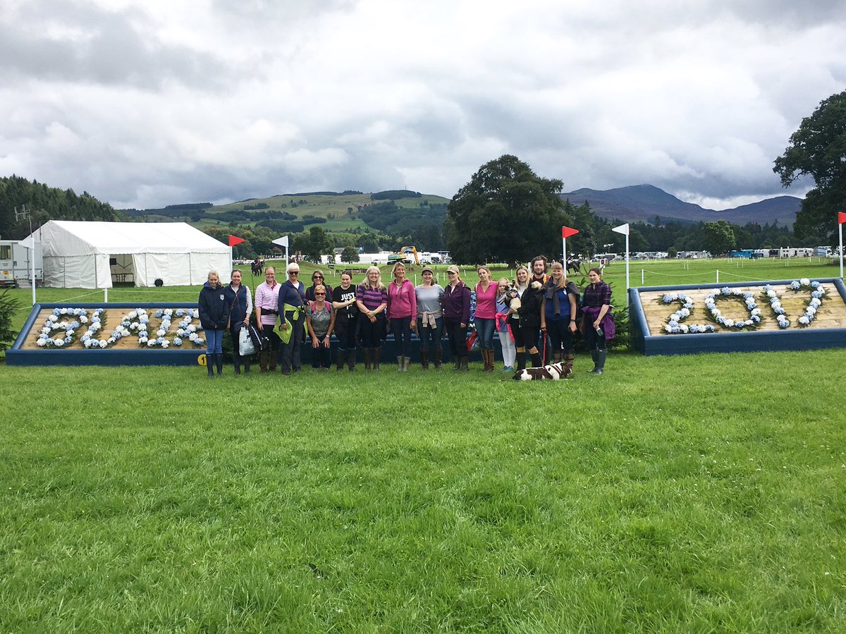 The coursewalk with Mary King just started! <a href="/ScotAirAmb/">SCAA</a> #Blair2017 #BCIHT