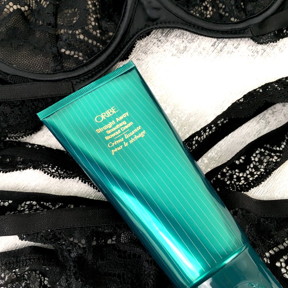 Straight Away Smoothing Blowout Cream is infused with a cocktail of luxurious ingredients find out more: ow.ly/48fM30epMkA