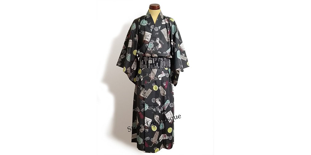 後冨服装作製所 V Twitter 洋物アンティーク荷札が描かれている男物の浴衣 そのまま着るも良し コートのように洋服の上に羽織る だけでも良し アースカラーの洋服 帽子 かばんとの相性も抜群 革小物とも良く合う 浴衣 浴衣男子 浴衣コーデ T Co