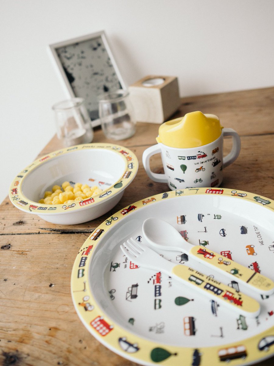 MyBagsES's tweet photo. ¡NOTICIÓN! 🙋🏻Llegan nuestras nuevas vajillas MyPlat'es {mi primera vajilla} 👏🏼👏🏼👏🏼 bajo el claim Eat&amp;Play, para comer y aprender jugando :-) https://t.co/MNTSHDyHrd