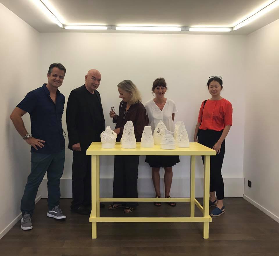 ToguArtClub's tweet photo. Heureux d'accueillir #JeanNouvel chez @TOGU_ARCHI ce matin pour une visite privée de notre expo : "Ceramic Sonic" 💫 #ArtORama #Marseille https://t.co/RZx7iJafFr