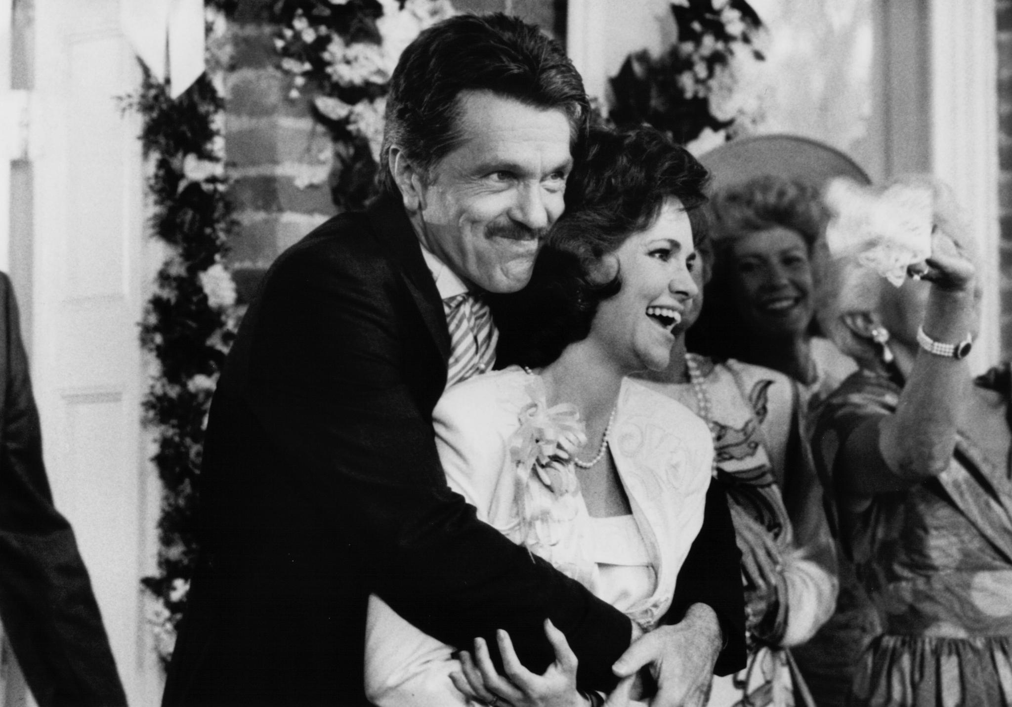 Happy birthday to a wonderful actor of the big and small screens, Emmy winner Tom Skerritt! 