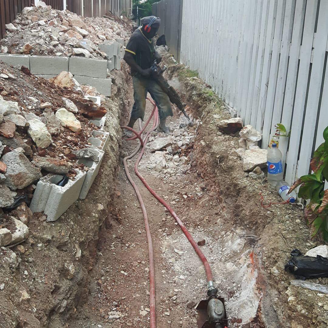 LarryNembhard's tweet photo. For compressor service call LARRY'S COMPRESSOR PLUS at: (876)312-5091/ 503-0460 https://t.co/lbW9cbYCaA