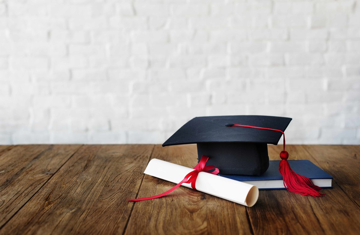 YoungDentistMag's tweet photo. Jignesh Panchal speaks to Keerut Oberai about taking a year out of dental school to pursue a BSc in philosophy
https://t.co/lC5ZDj5uS4 https://t.co/d4J77iP3pG