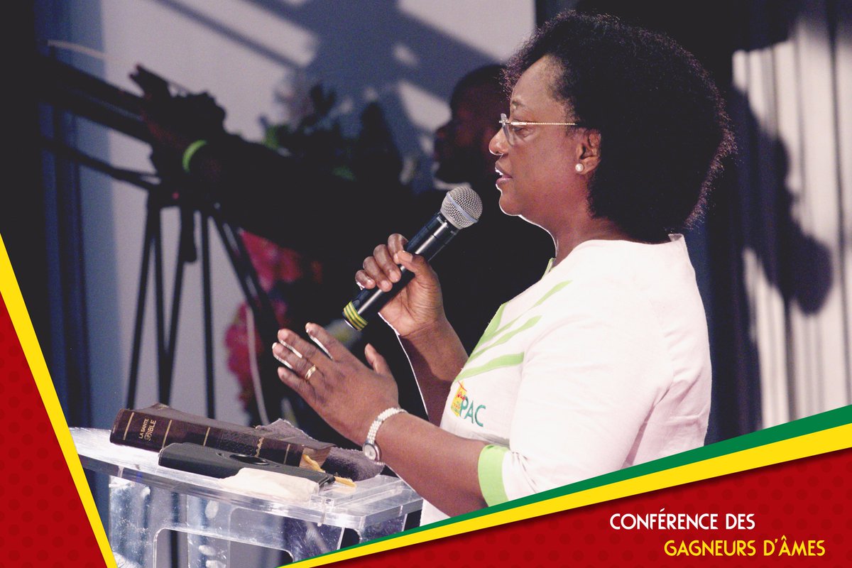 tourPAC's tweet photo. Nous continuons notre session du jour avec le Pasteur Hortense Karambiri #TourPAC2017 #ChezmoiauCongo https://t.co/C6ekVKEAFx