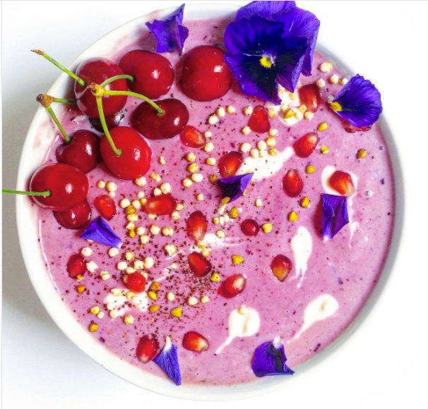 On essaie vite les #nicecream! Ce sont de délicieuses glaces vegan et sans gluten.
Par ici les recettes : bit.ly/2u7vY2c