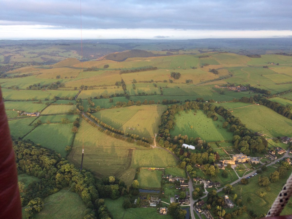 sheb40's tweet image. #FloatFace. Amazing balloon ride admiring the views of The Peak District
