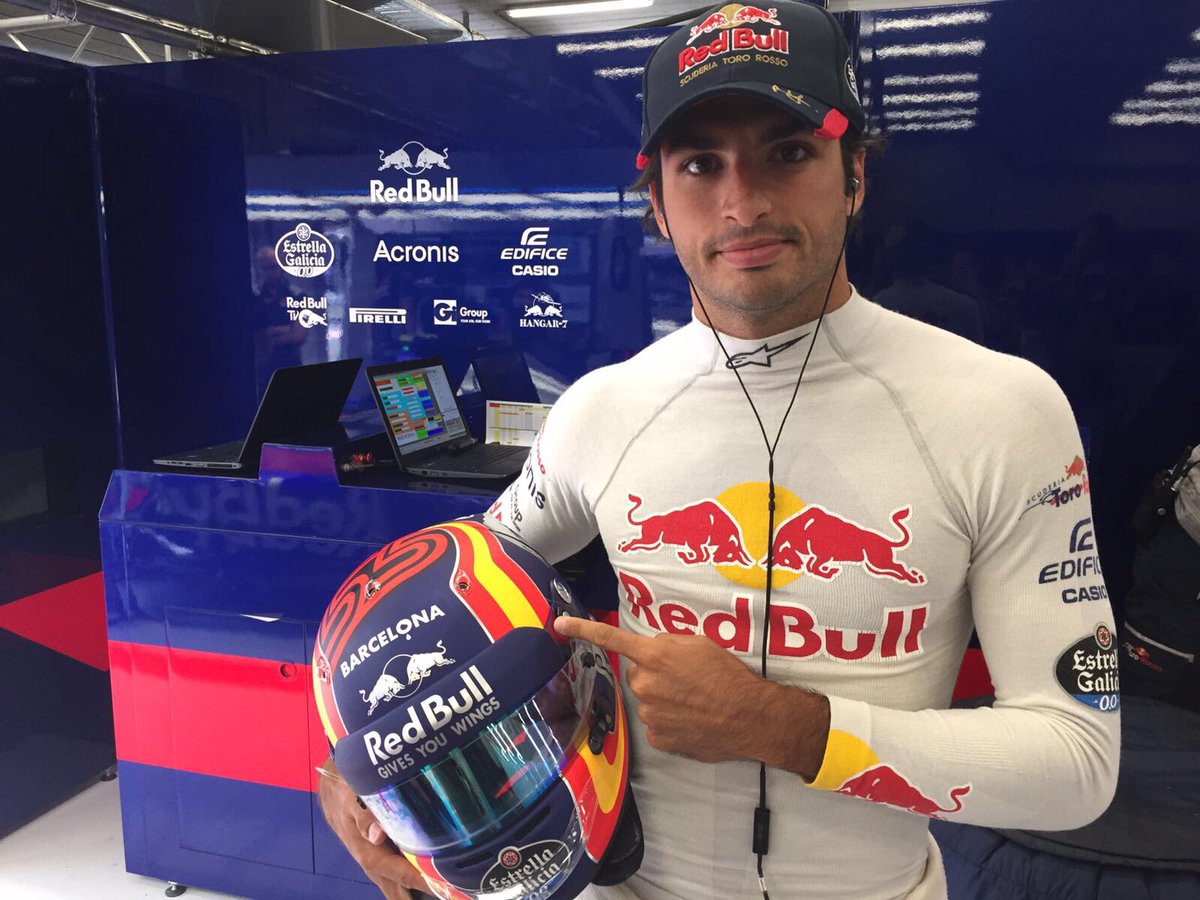 carlosainzinfo's tweet image. .@Carlossainz55 se sube al STR12, pero con un recuerdo muy sentido #BarcelonaContigo