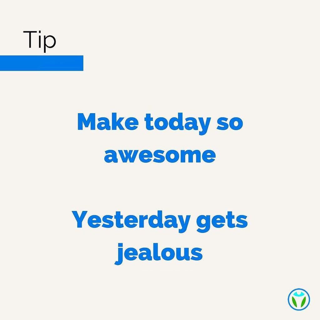 FitStyleCreativ's tweet photo. Make today a great day! 👊🏻
.
.
.
.
.
#Gravenhurst #Muskoka #Ontario #friday #fridayinspiration #fridayquote #tipof… https://t.co/YFCJtWtYSK https://t.co/o4PjH6xY3X