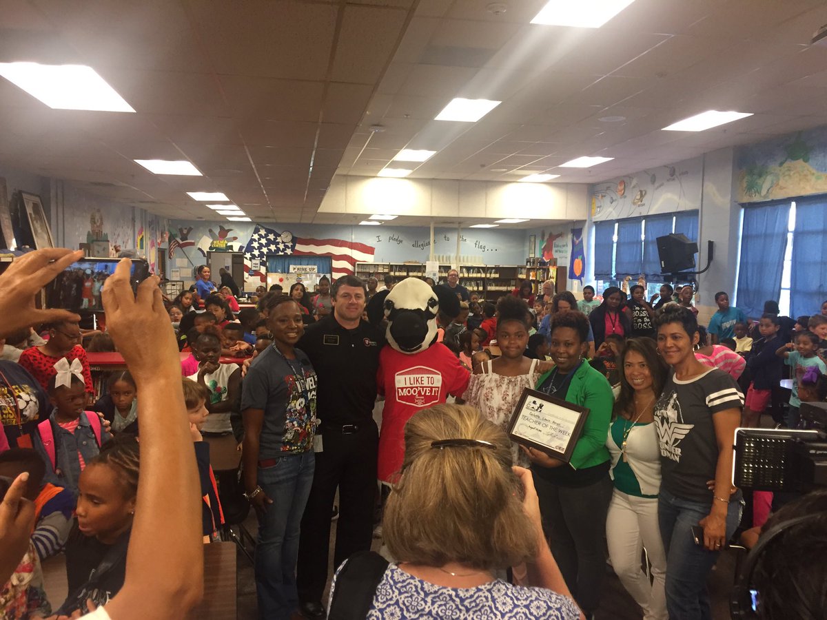 CCSDSUBS's tweet photo. Celebrating our Phenomenal Teachers at Harmony Leland Elementary School. Congratulations Mrs. Heron!! #lovetoleadhere #phenomenalfriday https://t.co/6uRvUed8SJ
