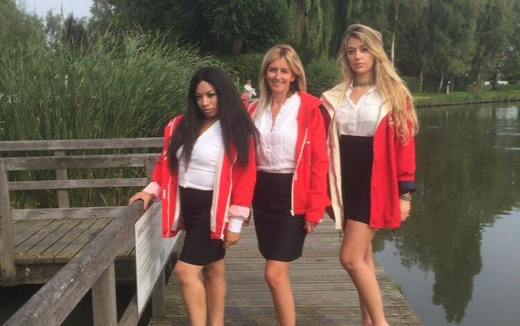 Finessedhostess's tweet photo. Unieke #promo voor @Kia_Motors in #sintmartenslatem ter promotie van het nieuwe #automodel @Finessedhostess #kia #hostessen #Hospitality https://t.co/7LUucPQA09