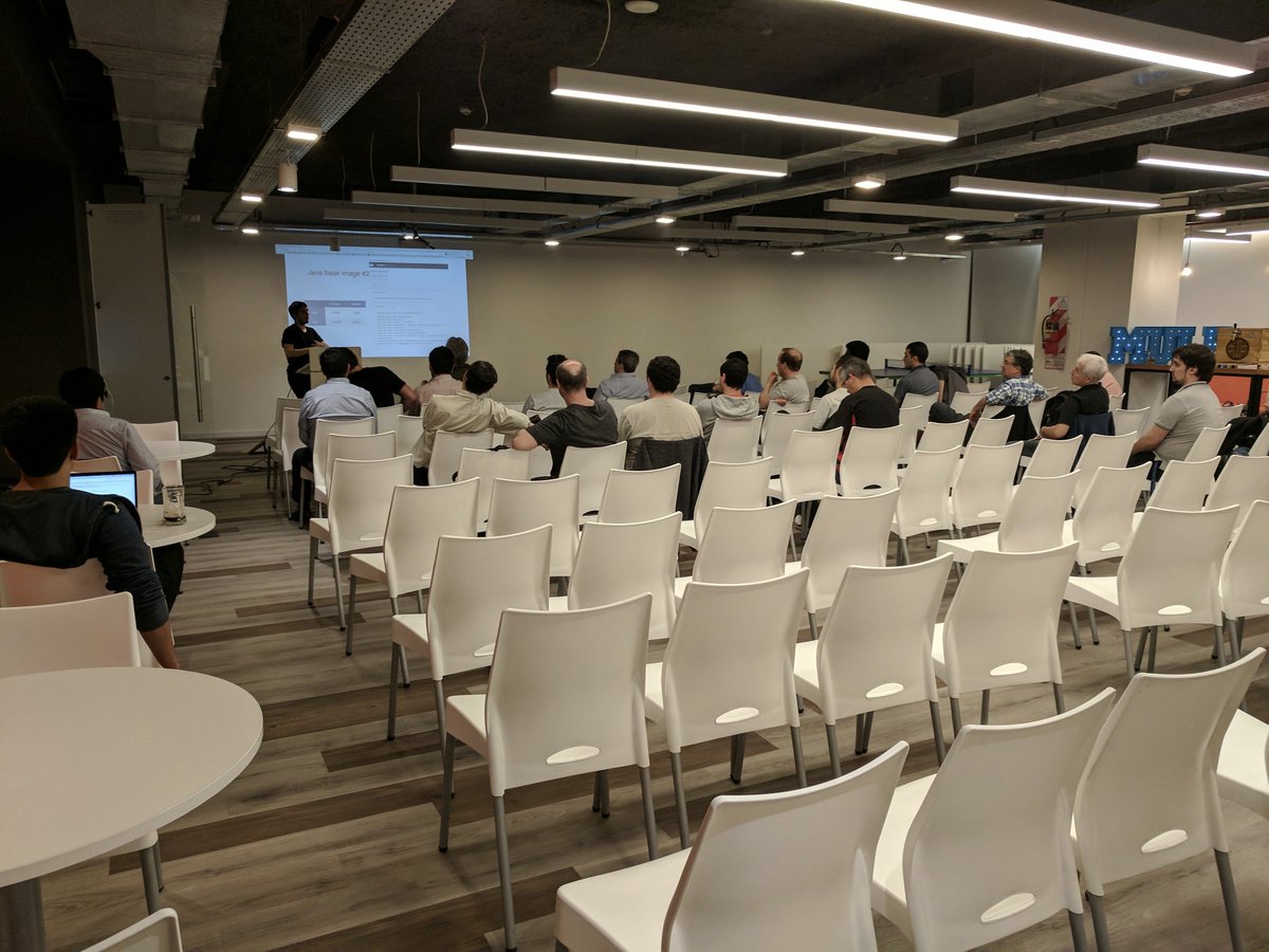 Excelentes charlas! Gracias a @MuleysBA por la buena onda