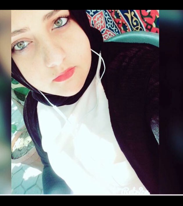 fatmaibrahem44's tweet photo. انا لقيت كله بيلعب ف قولت العب انا كمان عشان زهقانة😂
#MiddleEasternBreakTheInternet https://t.co/xph4BOAbfg