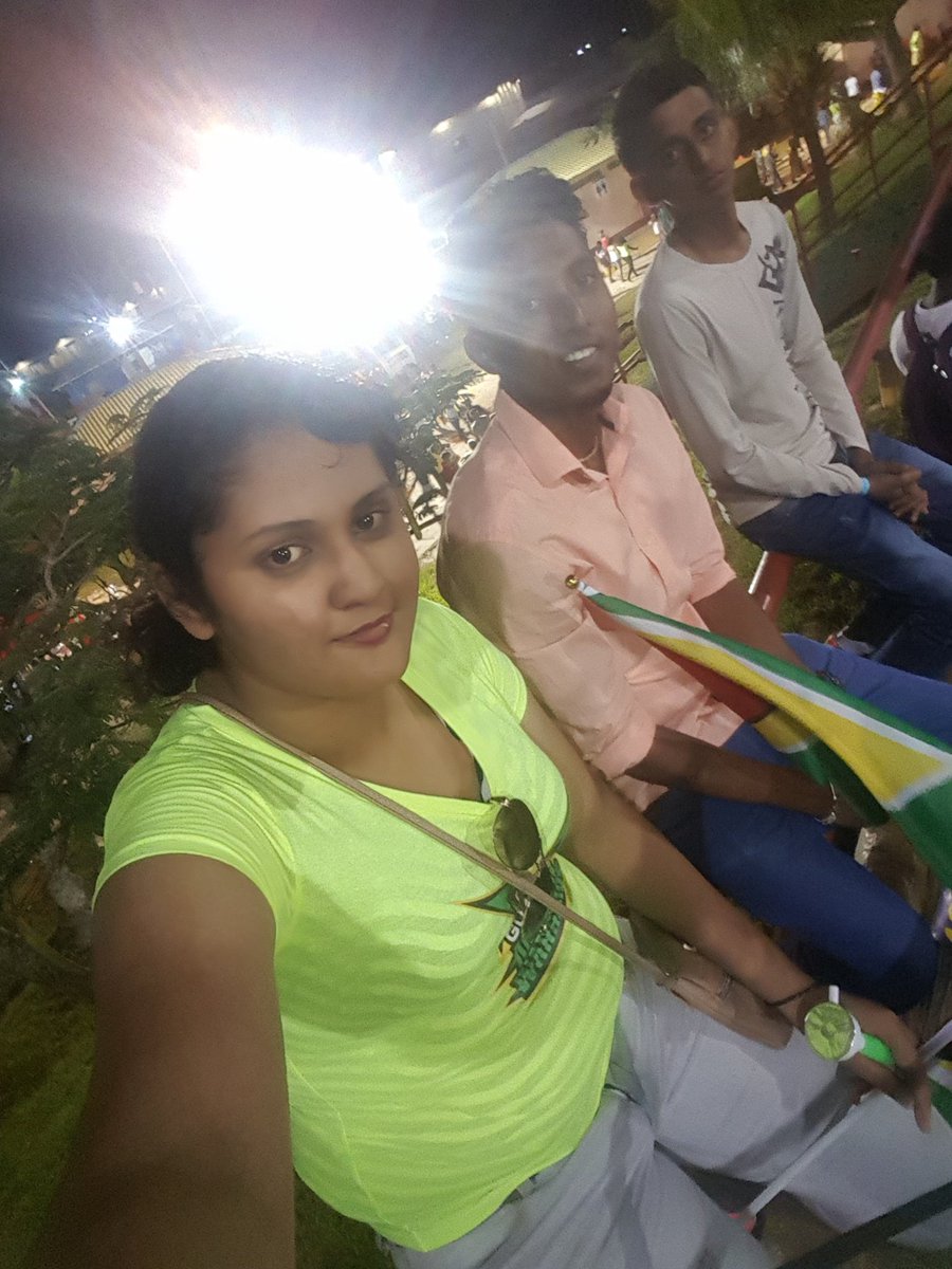 ashana544's tweet photo. CPL 2017 with my boys. #funtho https://t.co/U4IhomJG1F