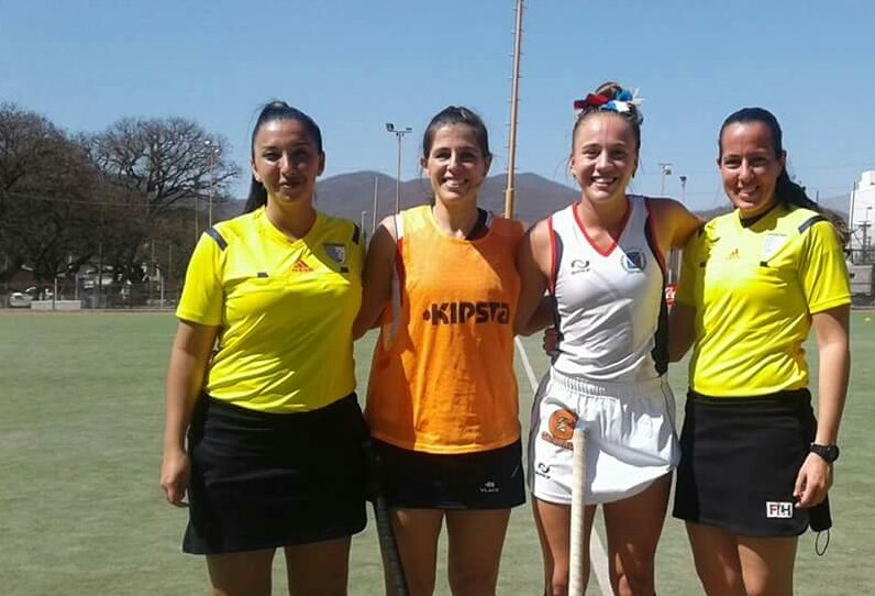 HockeyCordobe's tweet photo. Comienza Córdoba vs Mar del Plata
#ArgMayor #ArgHockey  Damas

Info prensa #Fachsc https://t.co/8NSskYNfML