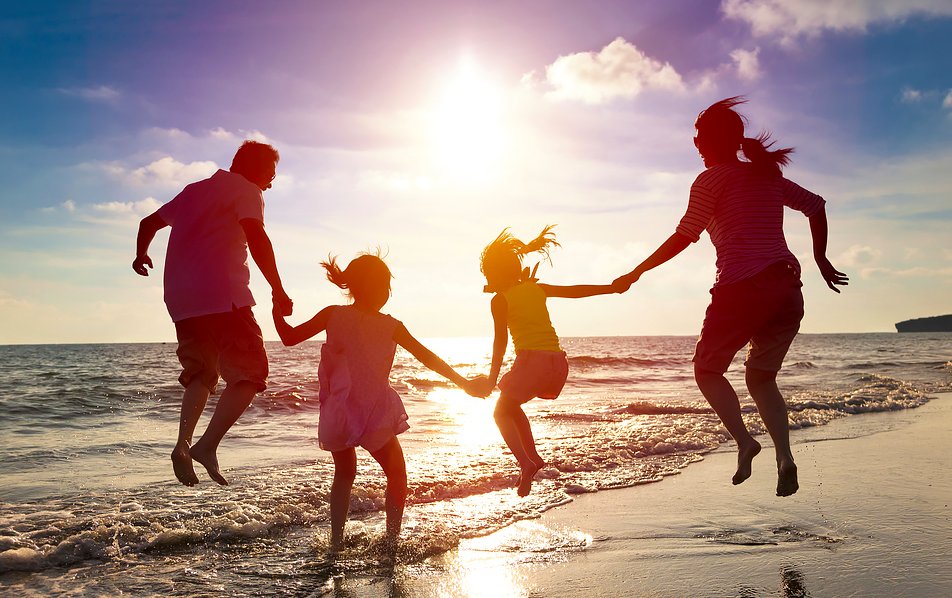 SassyModernMom's tweet photo. It's not too late to soak up the last few days of summer at one of these resorts! https://t.co/yI7un9tqSv #Kidcations #ad https://t.co/q6vlLYI5yZ