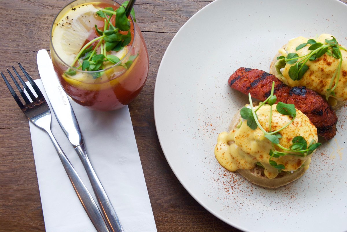 hanger_sw6's tweet image. We still have a few tables available for our #BankHoliday brunch, check out our tasty menu: buff.ly/2g8n7tS