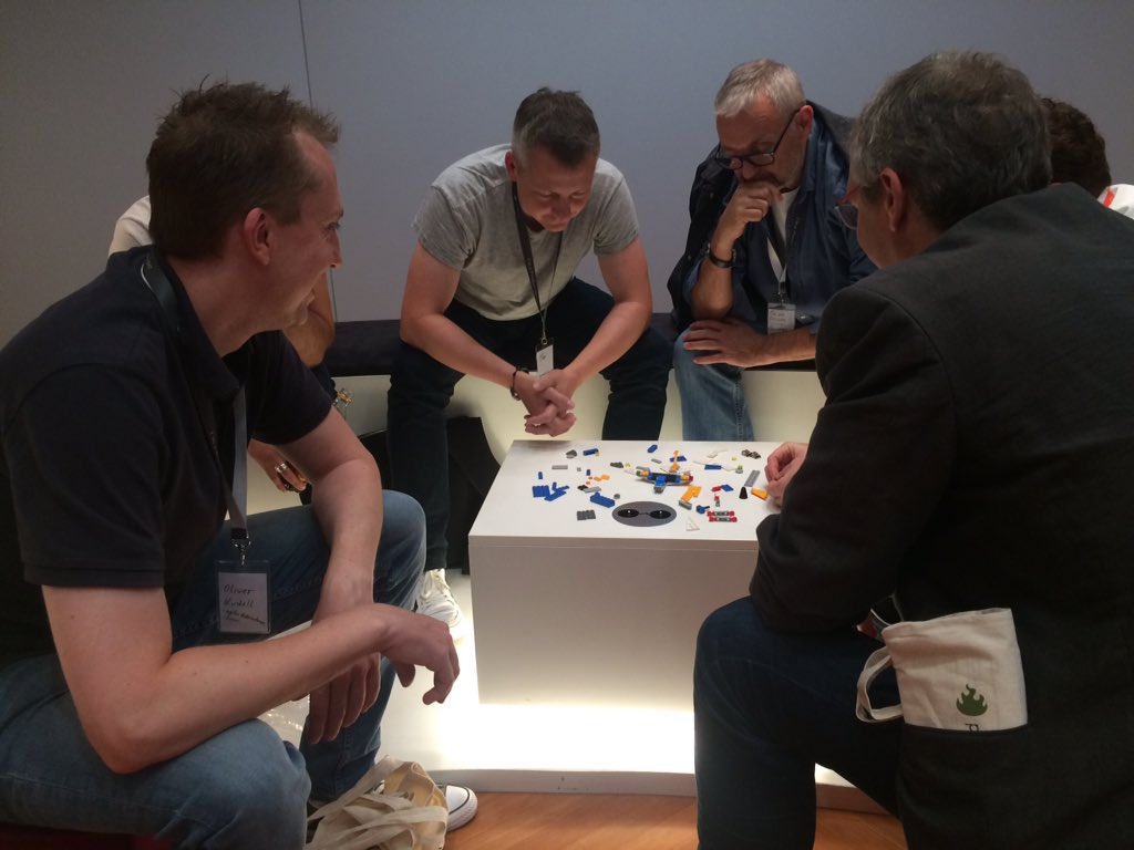 produktwerkCGN's tweet image. Product Owner Challenge Game mit Lego beim #pocamp. Great session!