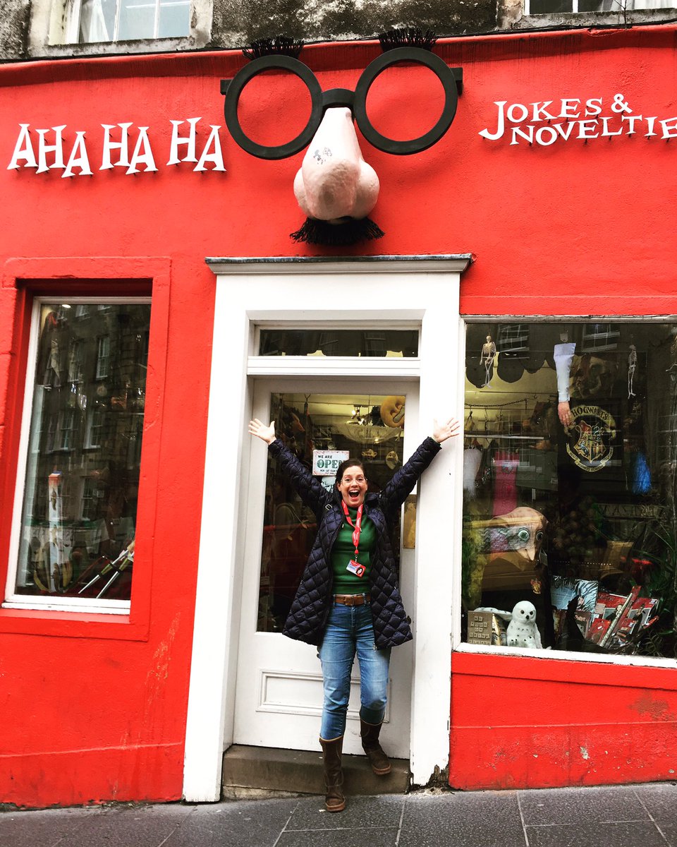 janiehaddad's tweet photo. Hey ever'body! I'm funny! 

#EdFringe17 #edinburghfringe #AssemblyFest #comedy4life #actorslife #theatrelife #MaryGoNowhere #fringefever https://t.co/7OjvTyYXSL