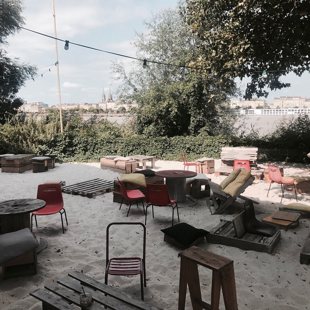 Colors_of_Tea's tweet photo. Aujourd'hui déjeuner #colorsoftea aux #chantiersdelagaronne pour dire au revoir à notre #communitymanager Chloé 🍃🍵 Super moment ! https://t.co/1YH5GaTVBc
