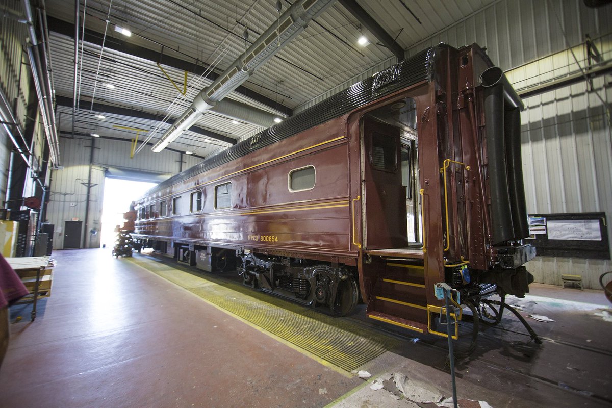 CSX's tweet photo. The Braddock Inn is ready for her big re-debut. #CSX repainted to original as-delivered paint scheme. #RailFanFriday https://t.co/LhnX3xU6bj https://t.co/rWtYt4RGQY