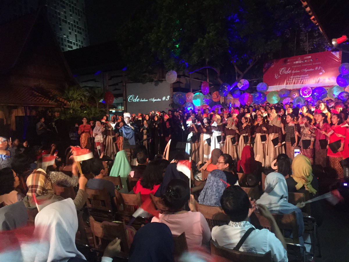 hariankompas's tweet photo. Saat ini sedang berlangsung gelaran Parade Paduan Suara Ode Bulan Agustus #3 bertempat di @BentaraBudaya. #ODEBentara3 https://t.co/rh2B3AyveA