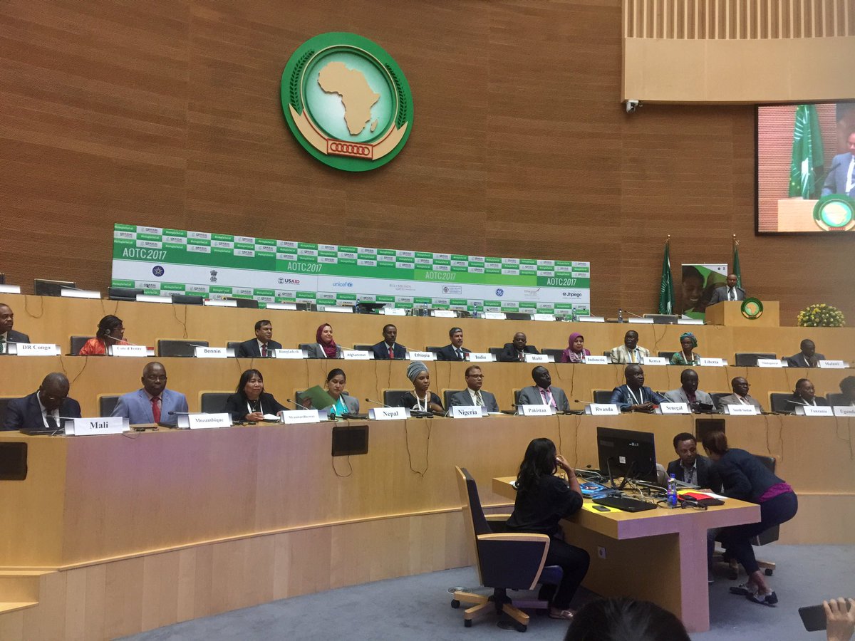 About to read the Addis declaration to end preventable child and maternal deaths. <a href="/aotc2017/">AOTC2017</a> #MomAndBaby