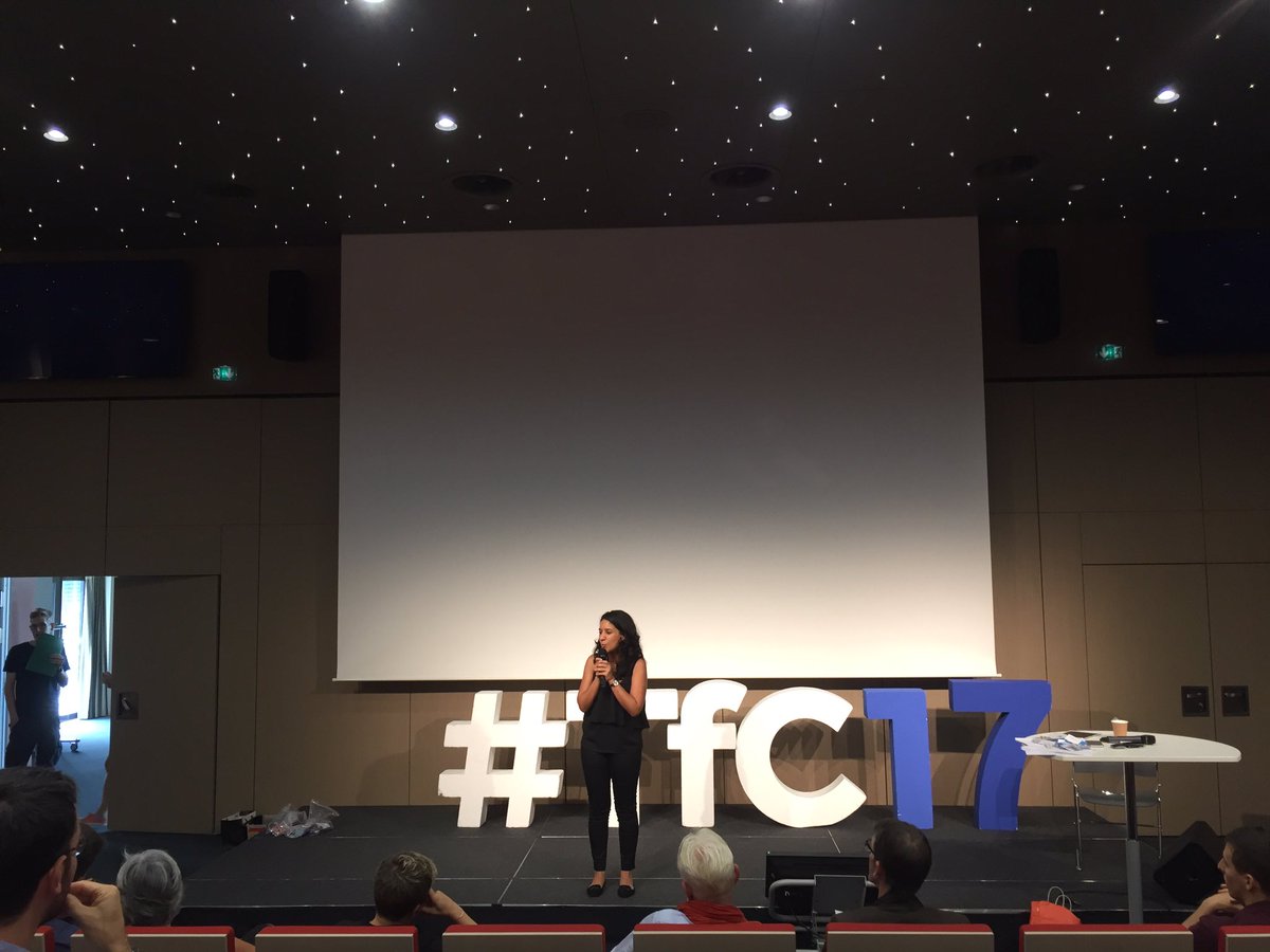 emljc_'s tweet photo. @emlyonjrconseil présent aujourd'hui sur le campus de Seb à Écully pour accompagner et aider les entrepreneurs du Ticket Tour 2017 #TFC17 😀🔥 https://t.co/Ba3W75rxR2