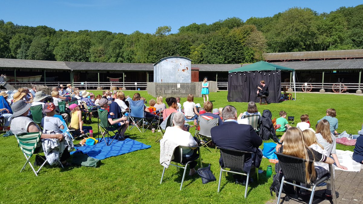 #OutdoorTheatre production of Alice in Wonderland taking place now at the #Cotswolds Discovery Centre <a href="/EverymanTheatre/">Everyman Theatre</a>  <a href="/FriendsCotswold/">Friends _Cotswolds</a>