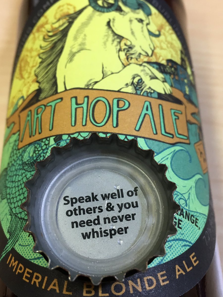 magichat's tweet photo. Friday vibe https://t.co/oO1ISbKb2O