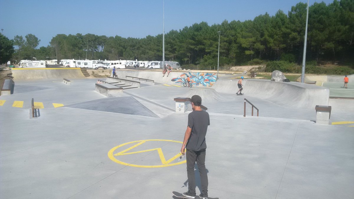 Jefffitoh's tweet image. #StepFour #Mimizan #SkateTrip #RoadTrip #Concrete #Skateboard #Skatelife