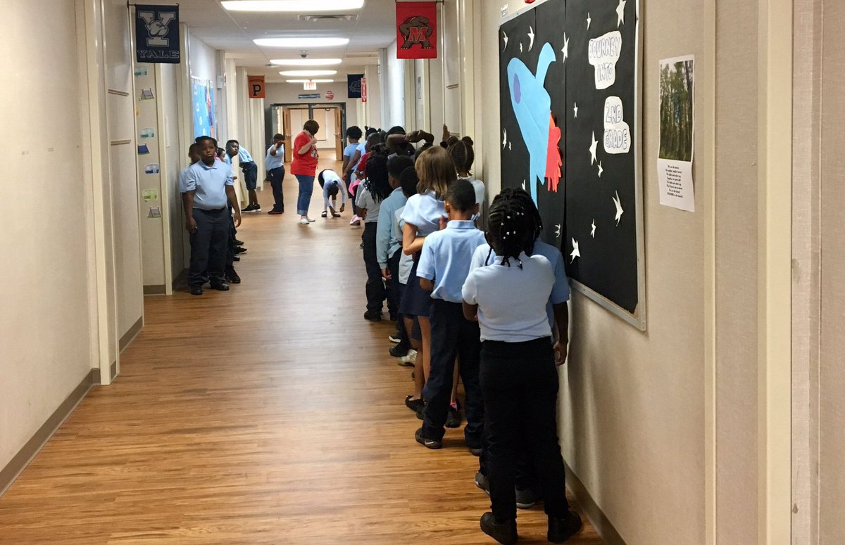 MrYoungMCS's tweet photo. @2KSchool THIS is how we do in our hallway. #2kschool https://t.co/xFC1ZcTL6h