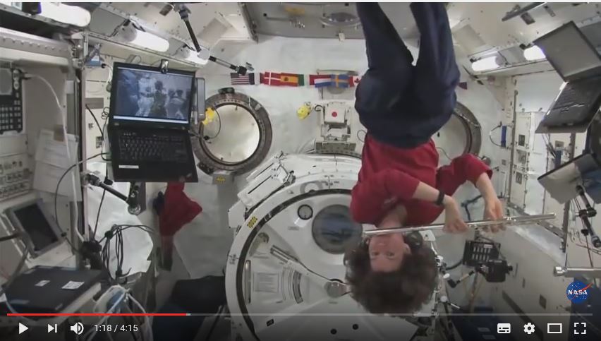 speragire's tweet photo. @Astro_Cady @Astro_Ron @astro_paolo You've done a good job! #Vitamission #Exp27
 What Kind of World Do You Want? https://t.co/1V1bRIaoui via @YouTube
Credit  @NASA_Johnson https://t.co/tnrXB9tsfe