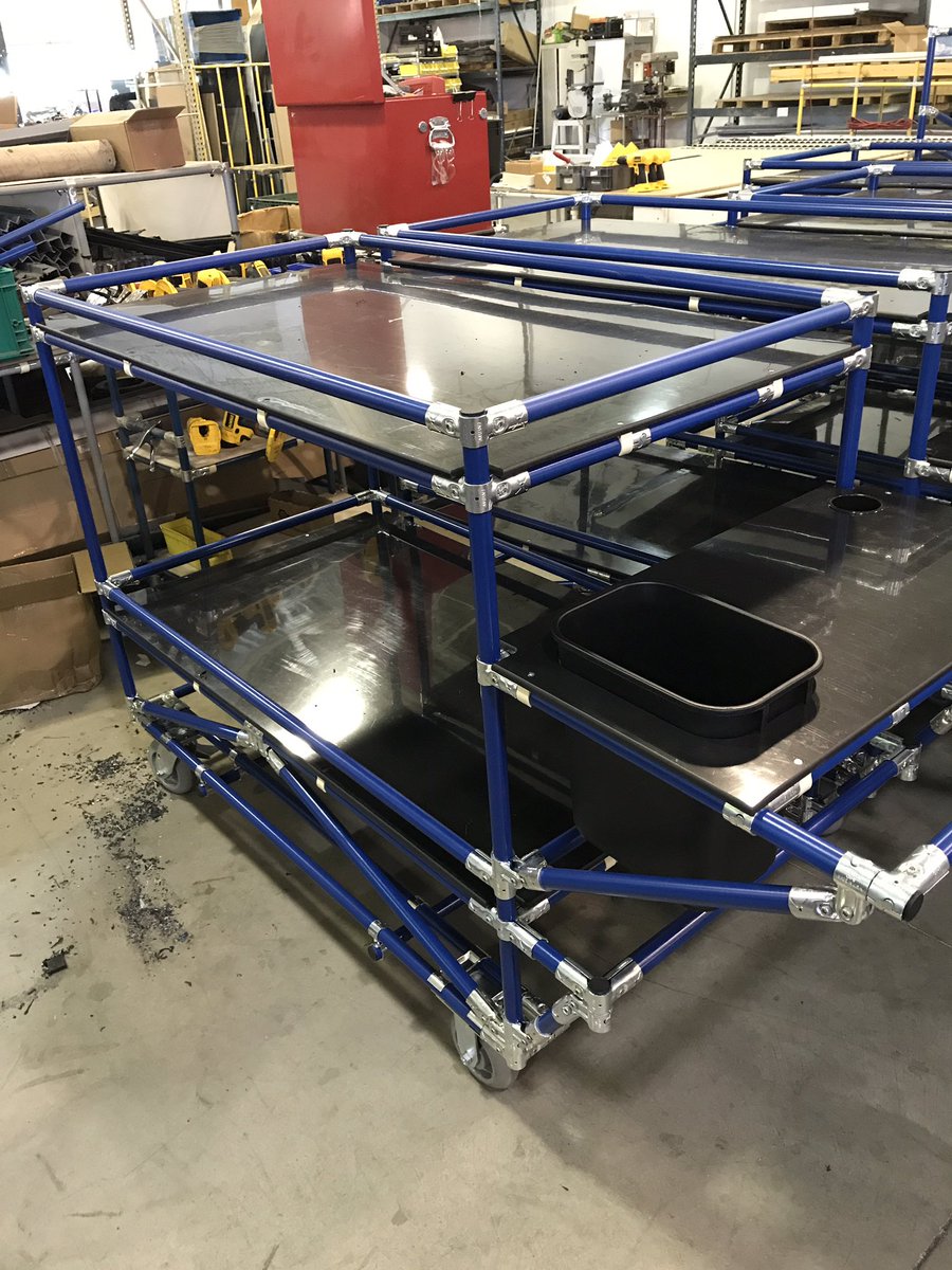 Fastube's tweet photo. Custom-tuggable-pick carts are ready to ship out. #Fastube https://t.co/yREXunDtWL