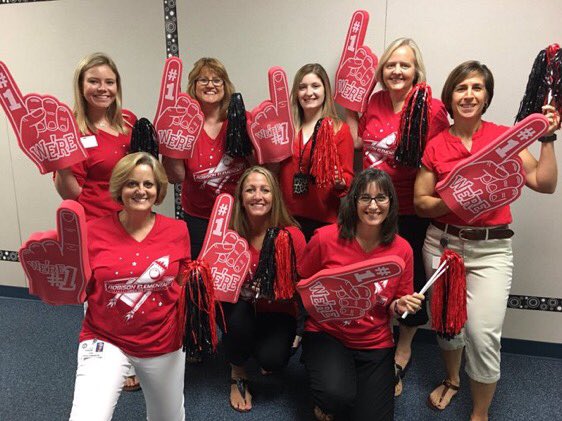 LisaStrahan5's tweet photo. Fifth grade teachers are awaiting the arrival of our #1 students in all of Cy-Fair!#catchthespirit #fifthgradesquad https://t.co/sGQhlzBOLo