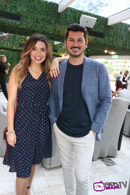 SFGconnected's tweet photo. @BrickellScoop and @Brickellista held their Social Hours at@CantinaLaVeinte https://t.co/FEUAh43jBM
Photo: Evelyn Torres, Elliot Machado https://t.co/2W6seHGnrl