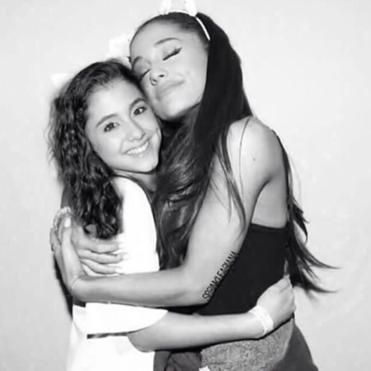 ariana_0712 tweet picture