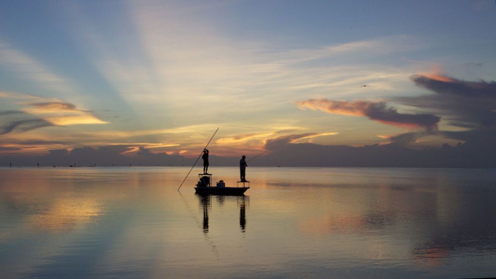 CoastalFishingC's tweet photo. "There are only two occasions when Americans respect privacy, especially in Presidents. Those are prayer and fishing." #lovetofish #fishing https://t.co/ZwIjHY8gmI