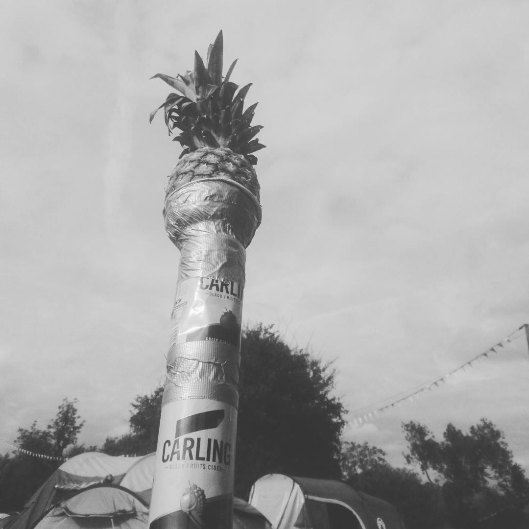 AlexJBooth's tweet photo. #Defiance #readingfestival #RandL17 https://t.co/BFS9s1ifIk