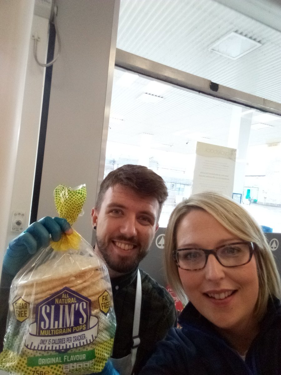 <a href="/allnaturalslims/">allnaturalslims</a> #howdoyoupop <a href="/darrengiven/">darren given</a> <a href="/Noelallen9/">NOEL Allen</a> This guy is a wee gem!