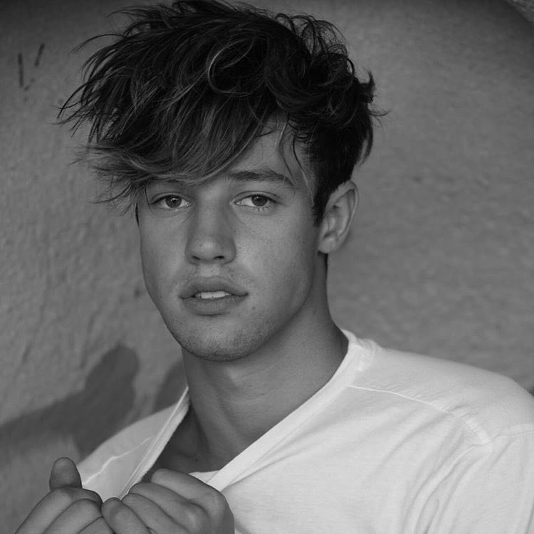 MAGCONUpdates's tweet photo. Cameron Dallas via Instagram:
"📸 @brooklynbeckham" https://t.co/Tht7L7JgLP
