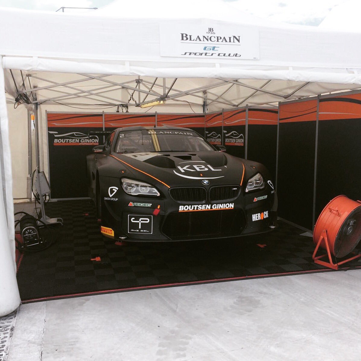 Set up day here at @hungaroring_official track ! Start of the action tomorrow at 10.45 am ! #boutsenginion #bmw #bmwm6gt3 #gtsportclub