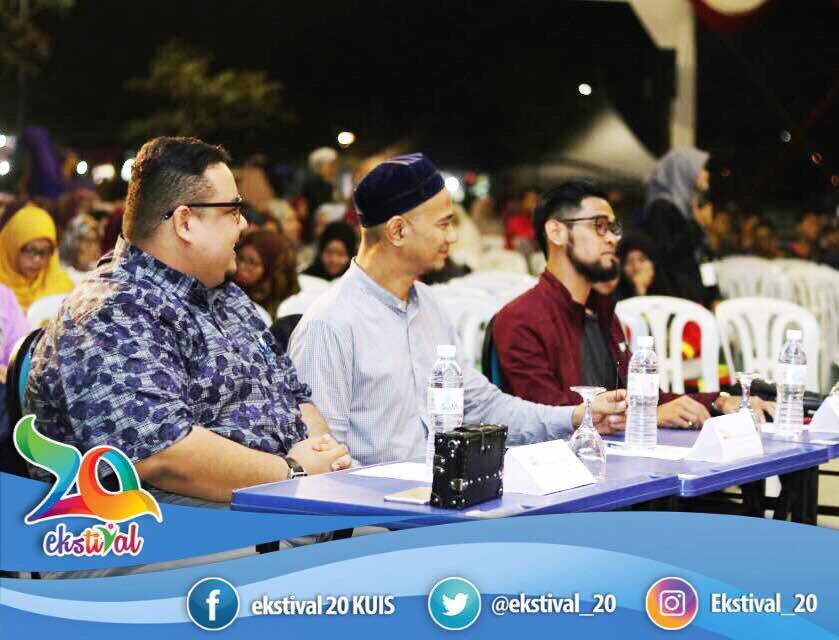 ekstivalkuis's tweet photo. Live Update : Battle of Acoustic π€πΈπ₯
.
#Ekstival20
#SebarkanCintaPerkasakanDakwah
#EkspoDanFestival
#MakeUsTrending
#IIUCS https://t.co/InmpM3CKyE