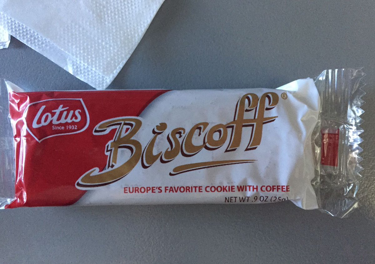 Joshua_M_Dean's tweet photo. Match made in heaven @BiscoffCookies and @AmericanAir! @united hint hint

#alsogoodwithgingerale @turtldee28 https://t.co/lJsjyiImBs