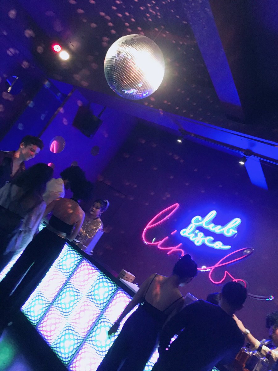 xhikariririn's tweet photo. My first club experience!!! (albeit fake LOL)
Had alot of fun with Miu♡ Thanks for agreeing to go for crazy things with me.
#andsoforthsg https://t.co/RQMIWjcRbw