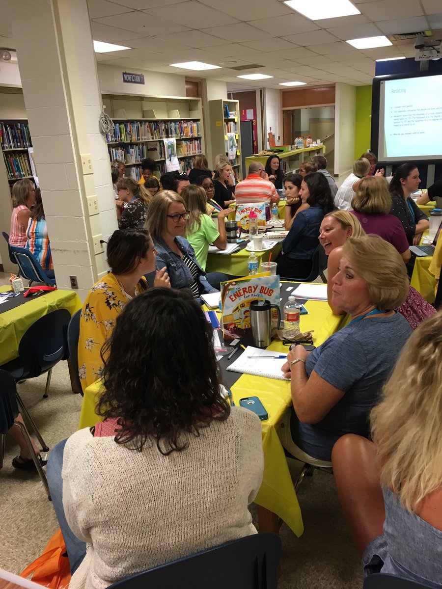 kellyaoconnell's tweet photo. Feeling honored and grateful to have @BillyBurkeBCPS spend our first day w/us @MarsEstatesBCPS #gratitude #happiness #BCPSFirst #marsstars https://t.co/1ykQL2NZrN