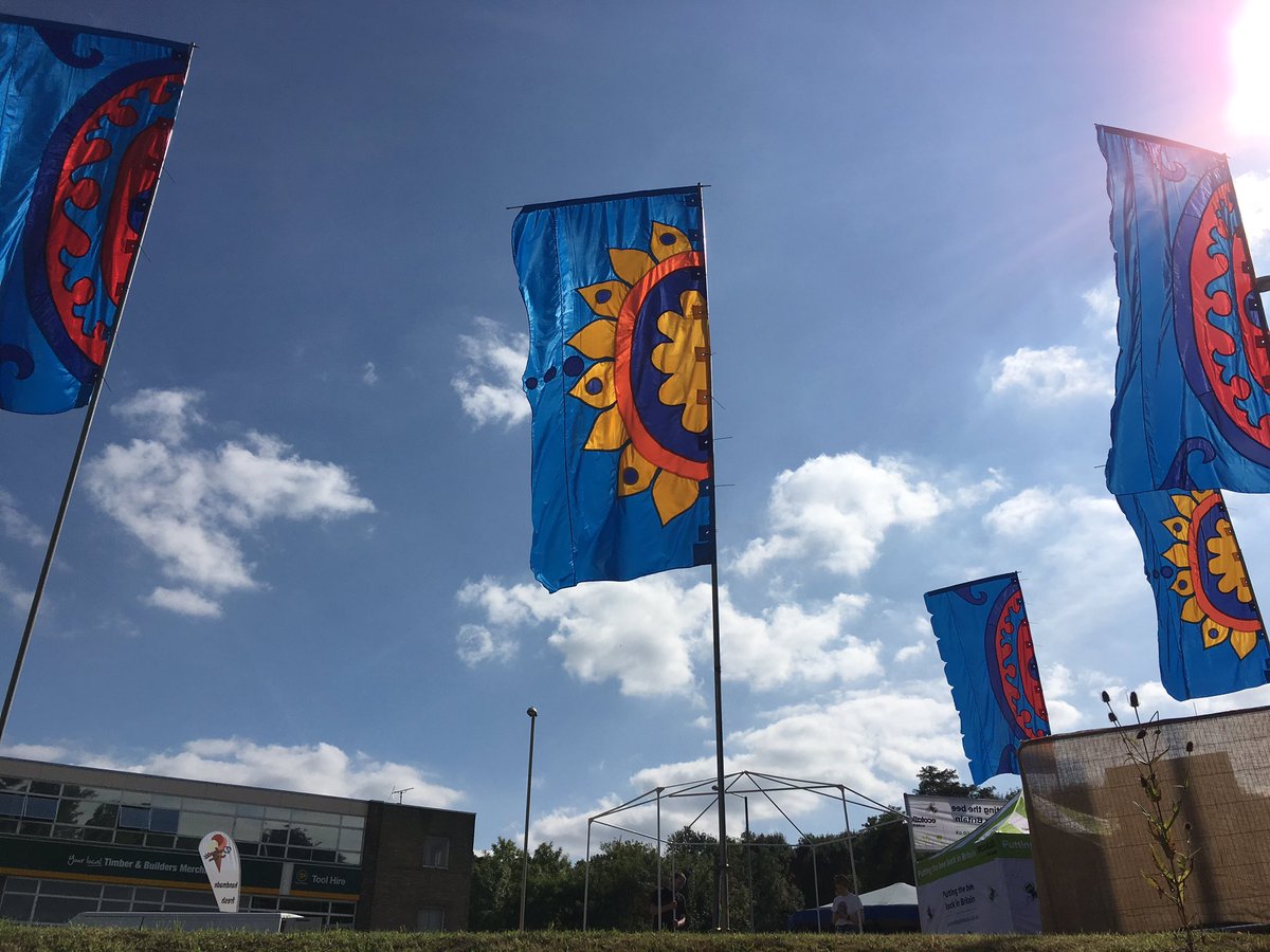 Stroud_Fringe's tweet photo. Setting up down at the #canalstage ! Come visit! #stroudfringe https://t.co/fgk8bLBxFZ